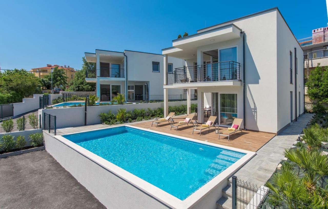 Vila Paliska Pula Exterior photo